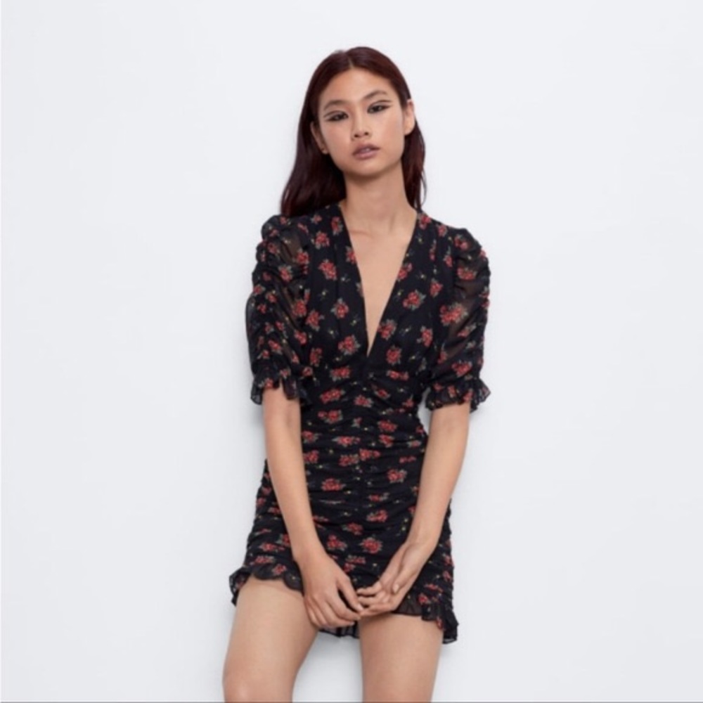 Zara Floral Ruched Mini Dress Mesh Ruffle Plunge V-Neck Puff Sleeve Black S - Picture 2 of 10
